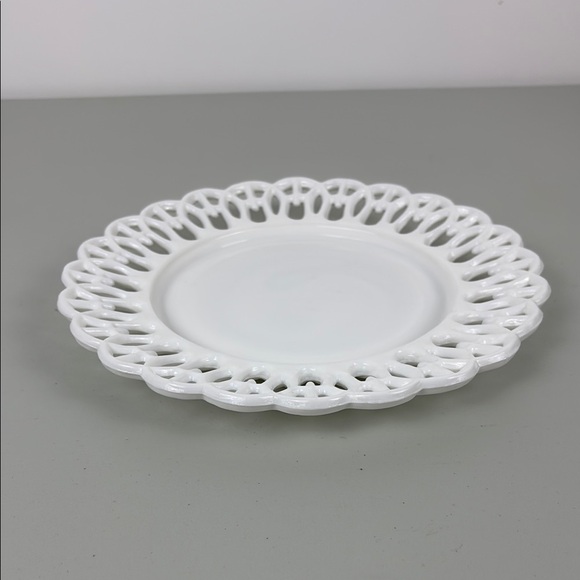 Elegant White Milk Glass Lace Ceramic Plate - Picture 3 of 4